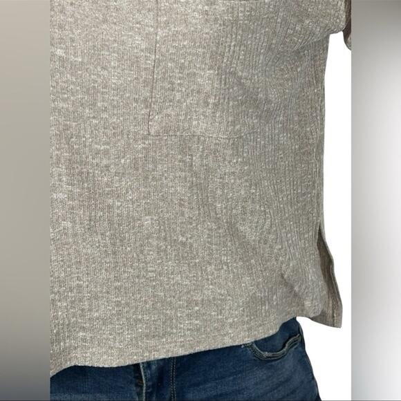 American Eagle Ribbed Oversized Tan Boxy Pocket T-Shirt Size Small - Picture 4 of 13